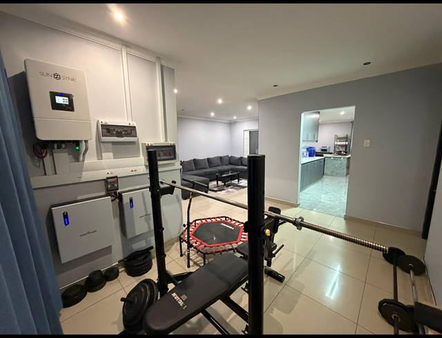 4 bed property to rent in SHERWOOD